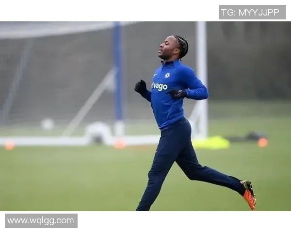 斯特林带小学生进行足球训练已被排除在蓝军未来计划之外